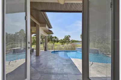 2605 59th Street S, Gulfport, FL 33707 - Photo 17