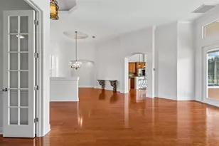 2605 59th St S, Gulfport, FL 33707 - Photo 77