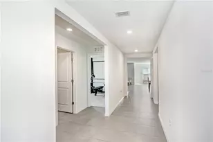 7929 Sail Clover Ln, Zephyrhills, FL 33540 - Photo 5