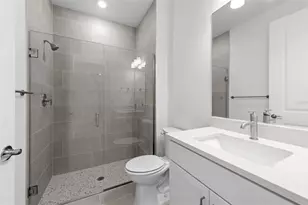 17094 Moonflower Dr, Venice, FL 34293 - Photo 15