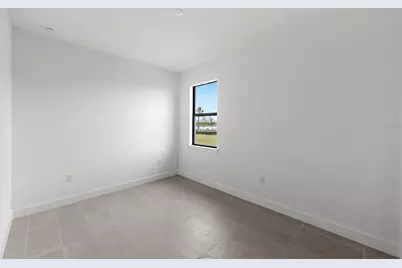 17094 Moonflower Drive, Venice, FL 34293 - Photo 13