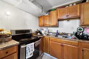 6308 20th St, Zephyrhills, FL 33542 - Photo 5