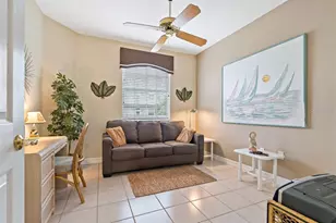 7 Island Park Pl, Dunedin, FL 34698 - Photo 21