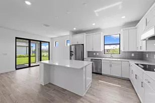 17093 Moon Flower Dr, Venice, FL 34293 - Photo 7