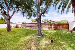 1849 Del Robles Dr, Clearwater, FL 33764 - Photo 53