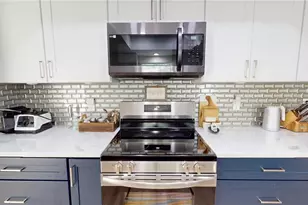 1849 Del Robles Dr, Clearwater, FL 33764 - Photo 23