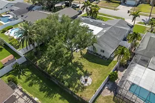 1849 Del Robles Dr, Clearwater, FL 33764 - Photo 69