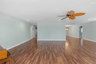 4531 44th St S, Saint Petersburg, FL 33711 - Photo 9