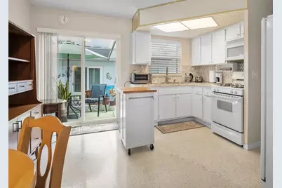 12400 Park Boulevard #522, Seminole, FL 33772 - Photo 5