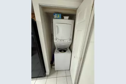 1 Key Capri #303E, Treasure Island, FL 33706 - Photo 9