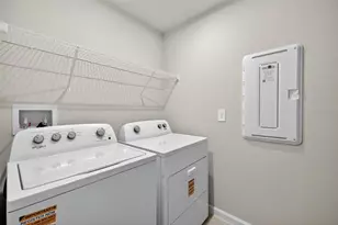 31350 Pendleton Lndg Cir, Wesley Chapel, FL 33545 - Photo 23