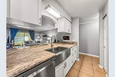 10100 Sailwinds Boulevard N #105, Largo, FL 33773 - Photo 7