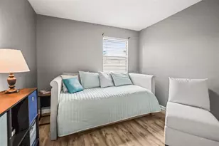 10100 Sailwinds Blvd N, Largo, FL 33773 - Photo 25