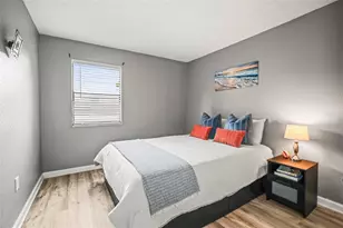 10100 Sailwinds Blvd N, Largo, FL 33773 - Photo 23