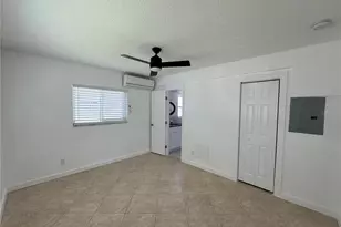 11225 1st St E, Treasure Island, FL 33706 - Photo 13