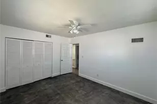 11225 1st St E, Treasure Island, FL 33706 - Photo 47