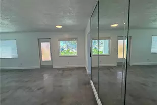 11225 1st St E, Treasure Island, FL 33706 - Photo 49