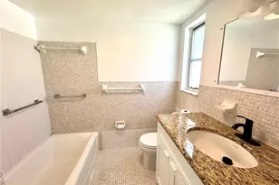 11225 1st St E, Treasure Island, FL 33706 - Photo 31