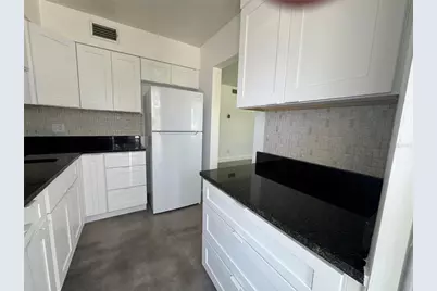 11225 1st Street E, Treasure Island, FL 33706 - Photo 37