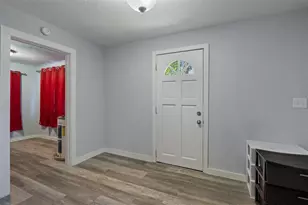 19496 Wildwood Dr, Brooksville, FL 34601 - Photo 5