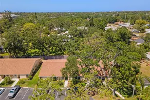 2640 Woodgate Ln, Sarasota, FL 34231 - Photo 25