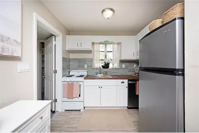 5365 Flamingo Drive, Saint Petersburg, FL 33714 - Photo 11