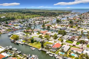 4920 Pelican Dr, New Port Richey, FL 34652 - Photo 3