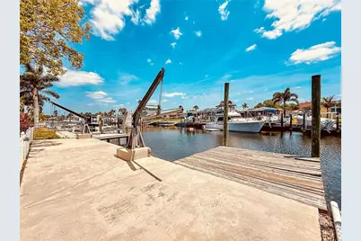 4920 Pelican Drive, New Port Richey, FL 34652 - Photo 3