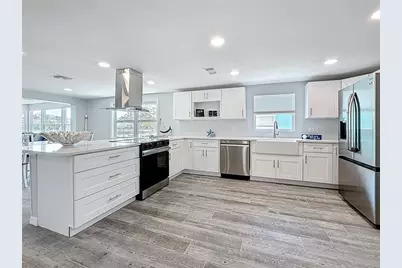 4920 Pelican Drive, New Port Richey, FL 34652 - Photo 11