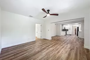 6901 N 19th St, Tampa, FL 33610 - Photo 21