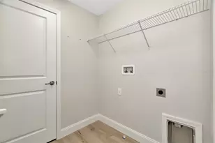 28516 Tranquil Lake Cir, Wesley Chapel, FL 33543 - Photo 19