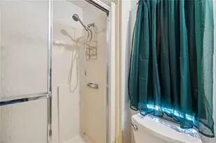 4801 Blanco Dr, Zephyrhills, FL 33541 - Photo 27