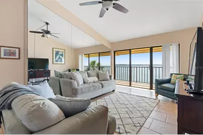 7540 Sunshine Skyway Lane S #219, Saint Petersburg, FL 33711 - Photo 5