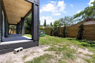 110 W Hiawatha St, Tampa, FL 33604 - Photo 19