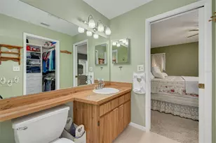 2153 Catalina Dr N, Clearwater, FL 33763 - Photo 15