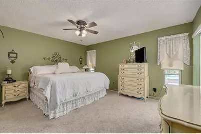 2153 Catalina Drive N, Clearwater, FL 33763 - Photo 11