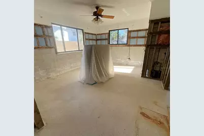 2015 Dolphin Boulevard S, Saint Petersburg, FL 33707 - Photo 15