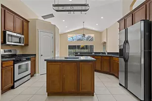 8211 Canyon Creek Way, Tampa, FL 33647 - Photo 17