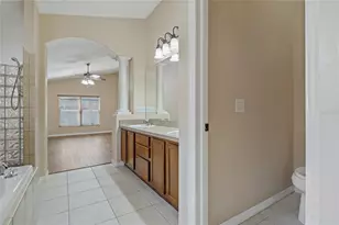 8211 Canyon Creek Way, Tampa, FL 33647 - Photo 31