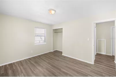 601 Newton Avenue S, Saint Petersburg, FL 33701 - Photo 9