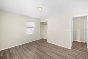 601 Newton Ave S, Saint Petersburg, FL 33701 - Photo 9