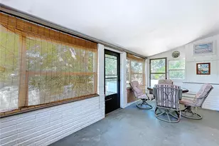 5806 Liverpool Dr, Tampa, FL 33615 - Photo 25