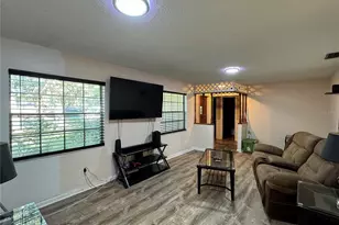 1703 N Taylor Rd, Brandon, FL 33510 - Photo 15