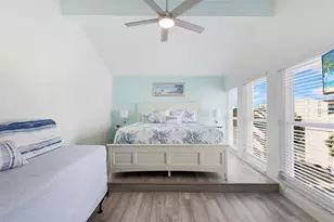 337 Rex Pl, Madeira Beach, FL 33708 - Photo 27