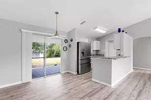 2675 Cherokee St, North Port, FL 34286 - Photo 9