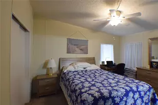 37643 Campo Ave, Zephyrhills, FL 33541 - Photo 9