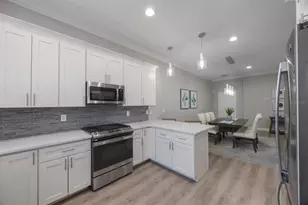 789 Grand Cypress Ln, Tarpon Springs, FL 34689 - Photo 19
