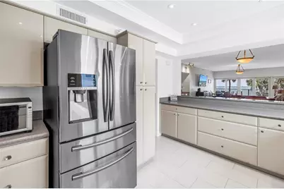 19910 Gulf Boulevard #102, Indian Shores, FL 33785 - Photo 7