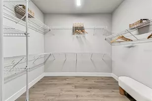 7236 Sutton Ln, Sarasota, FL 34240 - Photo 29