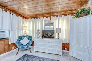 5437 Delette Ave S, Gulfport, FL 33707 - Photo 11